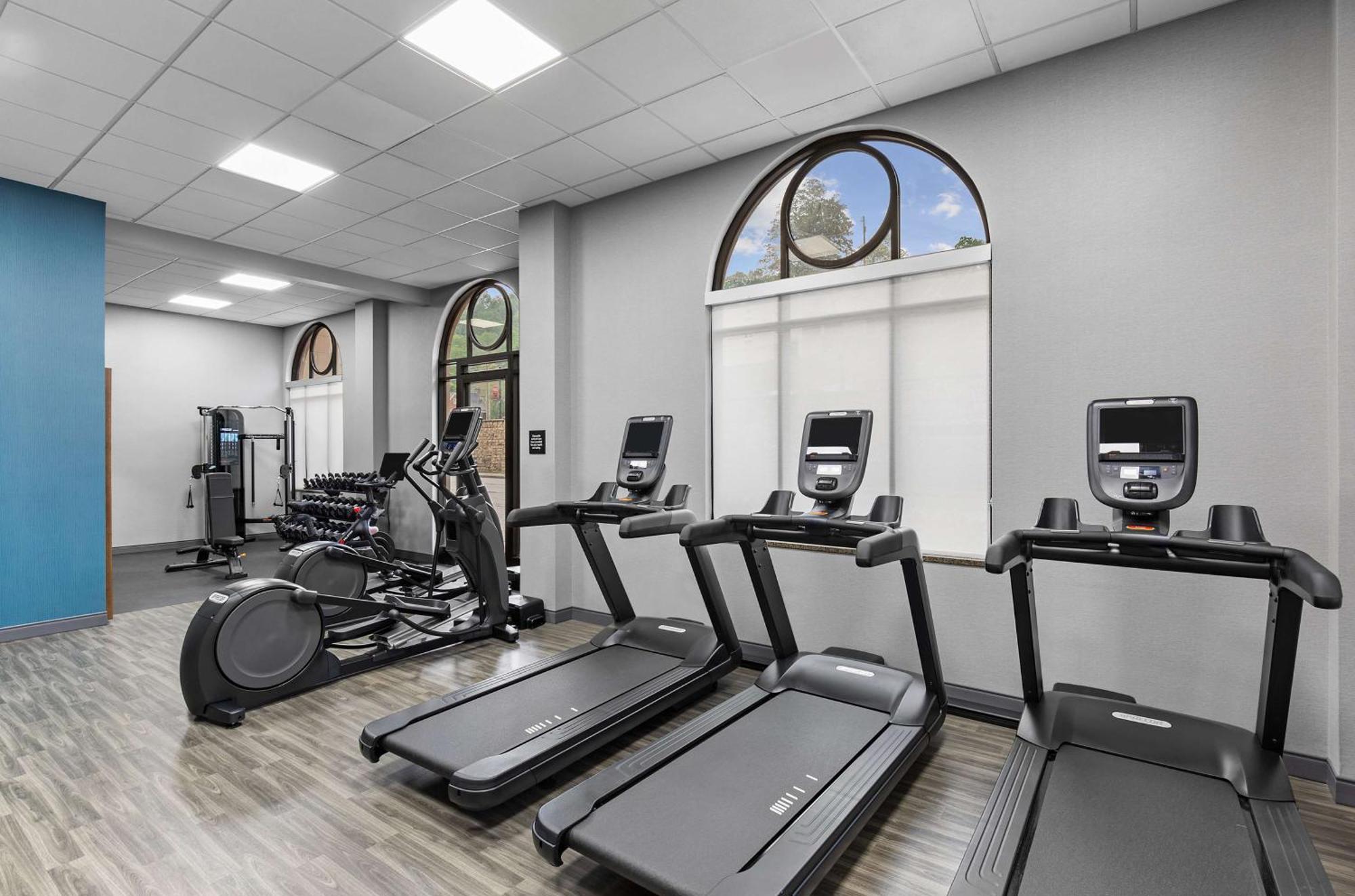 Hampton Inn Pikeville Bagian luar foto